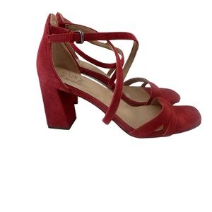 Naturalizer Tiff Red Suede Block Heel Sandals Ankle Strap Square Toe Leather 7.5